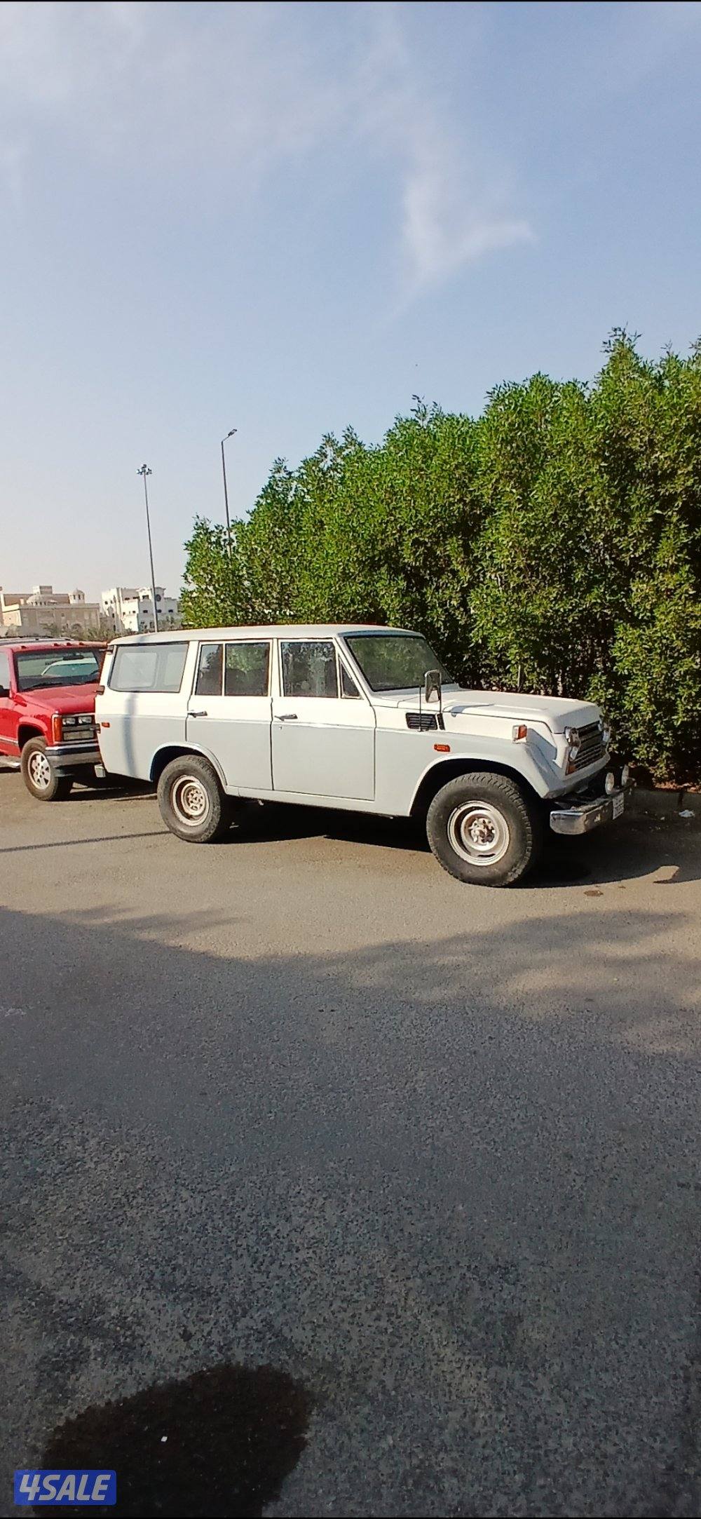 للبيع جيب لاندكروزر ١٩٧٢2