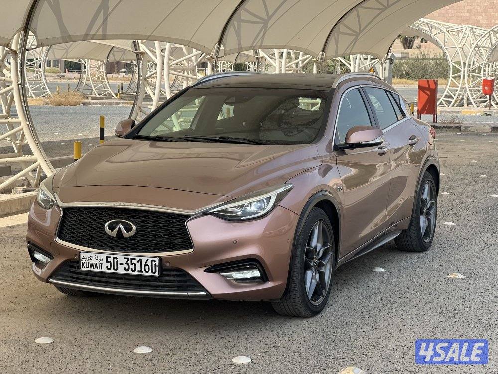 انفينيتي Q30 موديل 2018 عداد 83 الف0