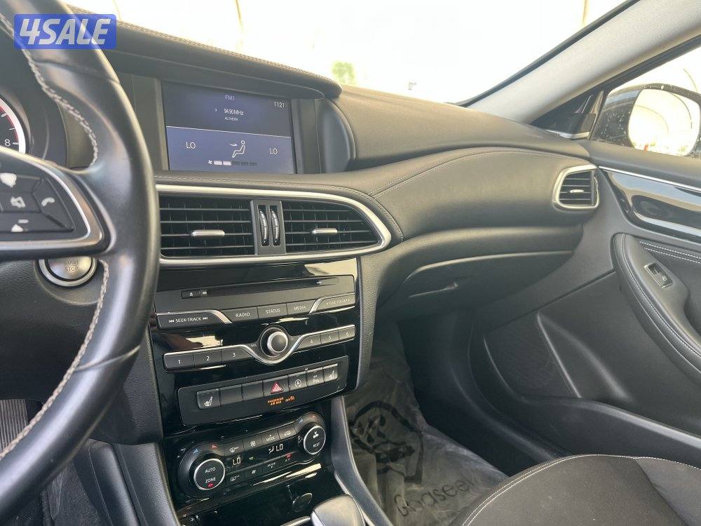 انفينيتي Q30 موديل 2018 عداد 83 الف11