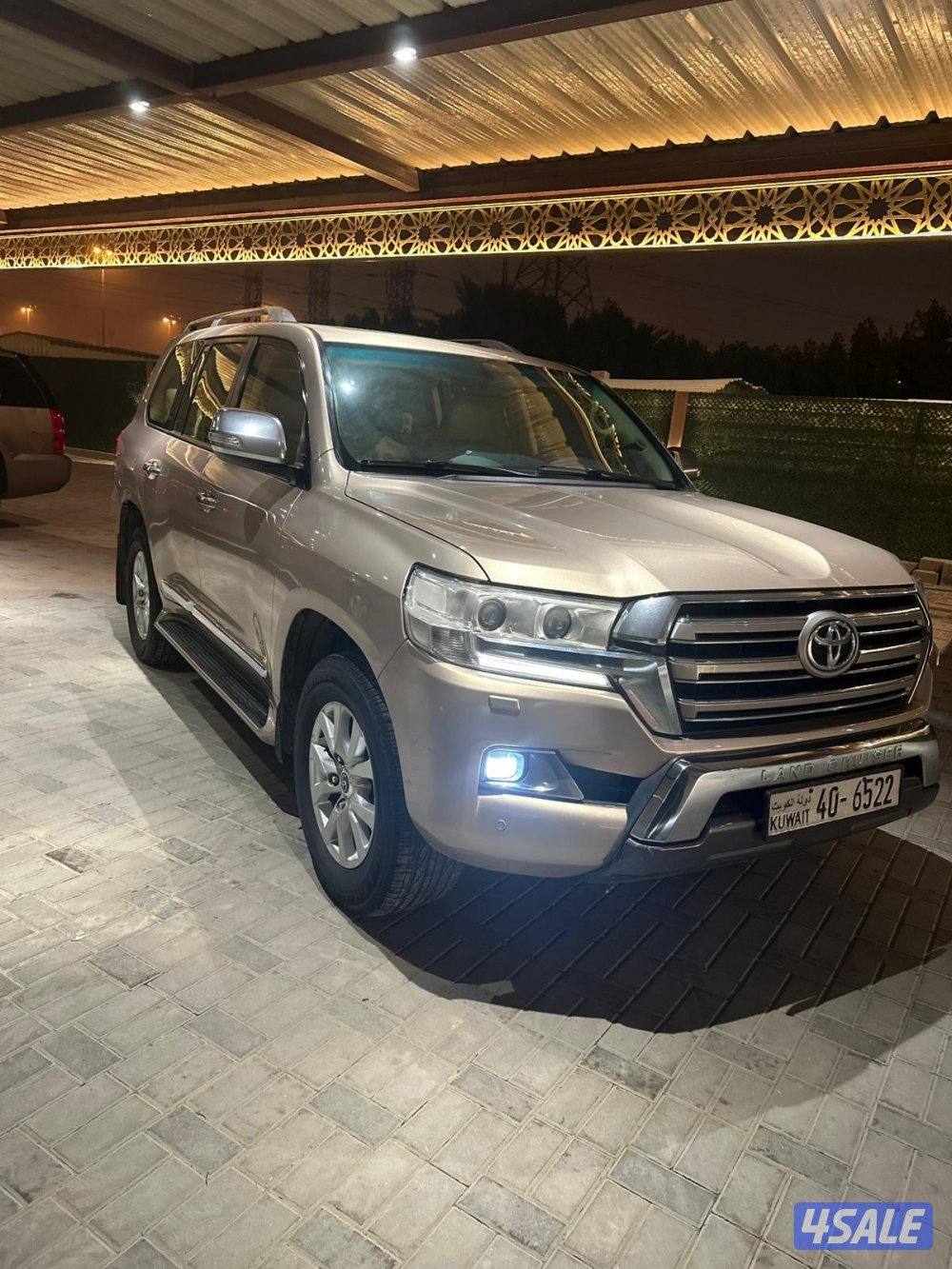 لاندكروزر ٨ سلندر ٢٠١٦ كامل المواصفات2