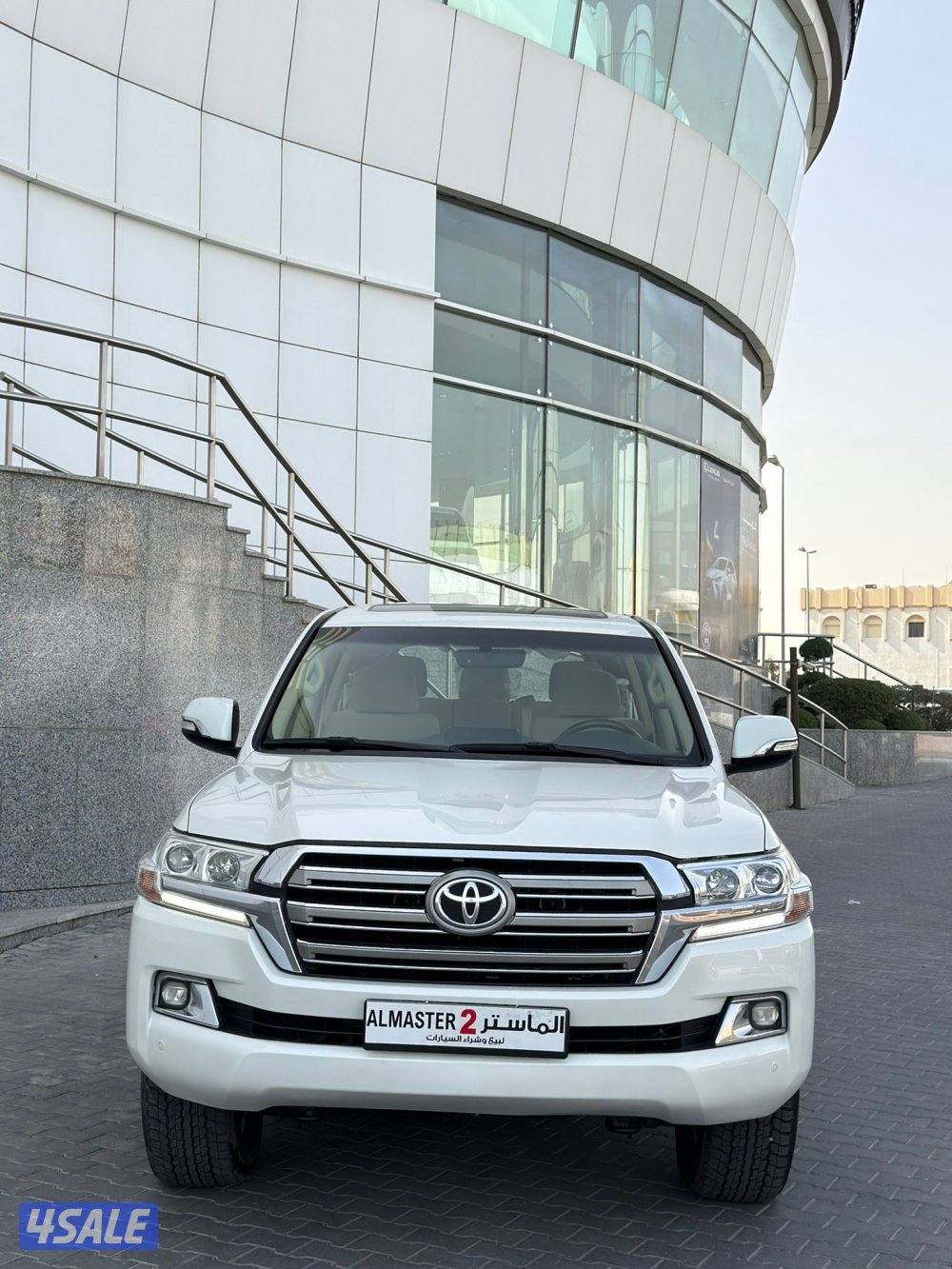 لاند كروزر 2018 وارد قطر VXR2