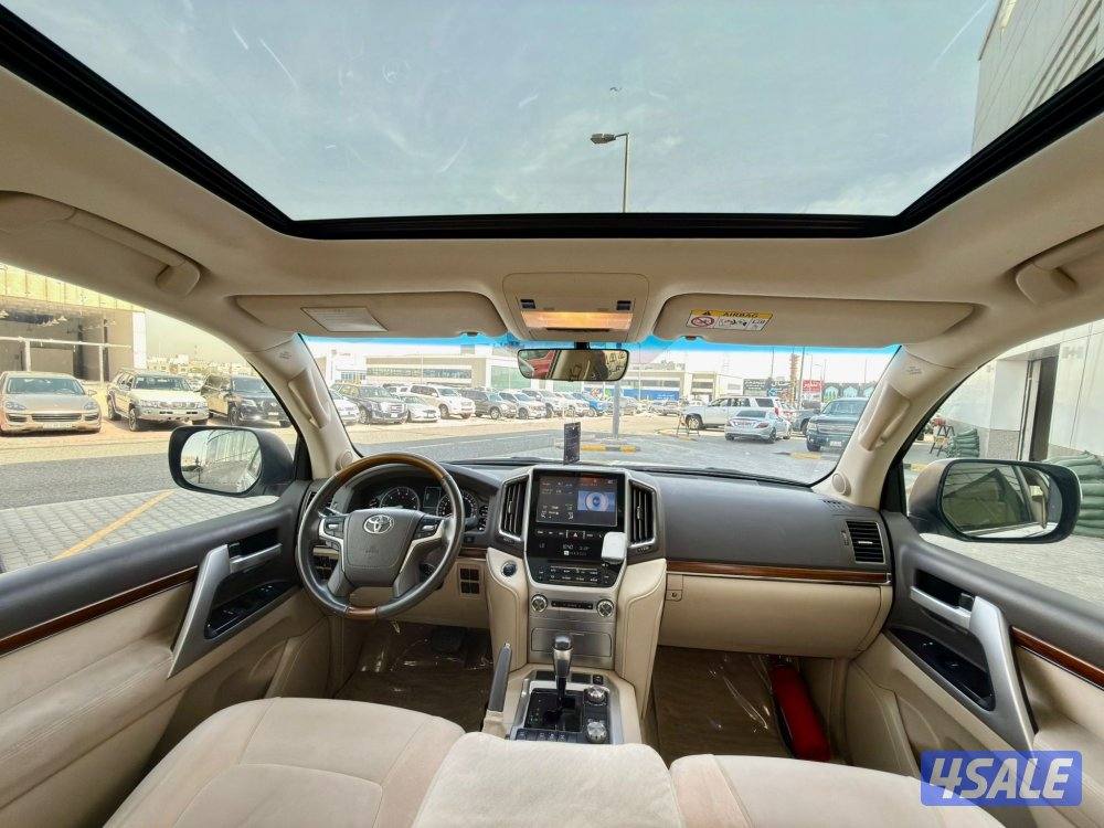 لاند كروزر 2018 وارد قطر VXR5