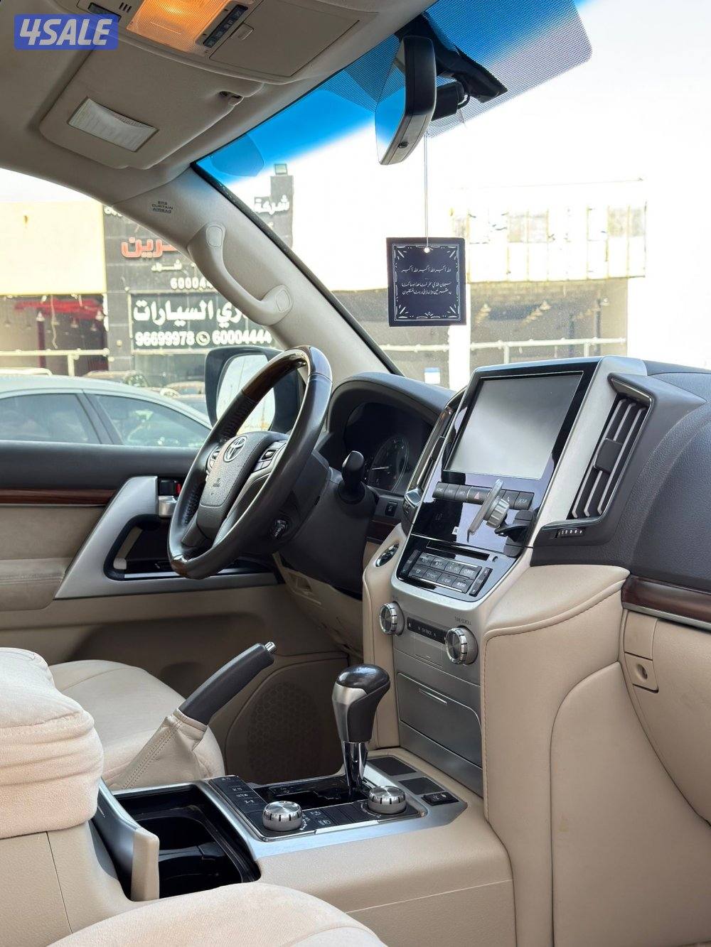 لاند كروزر 2018 وارد قطر VXR12