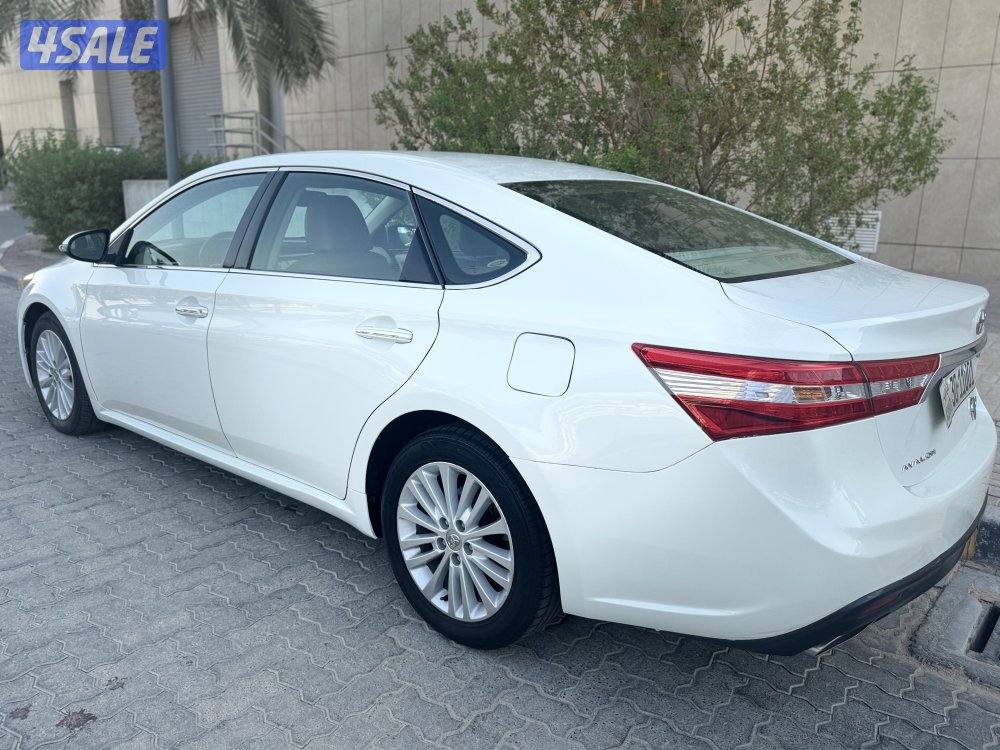 تويوتا افالون - موديل 2013 - شرط الفحص4