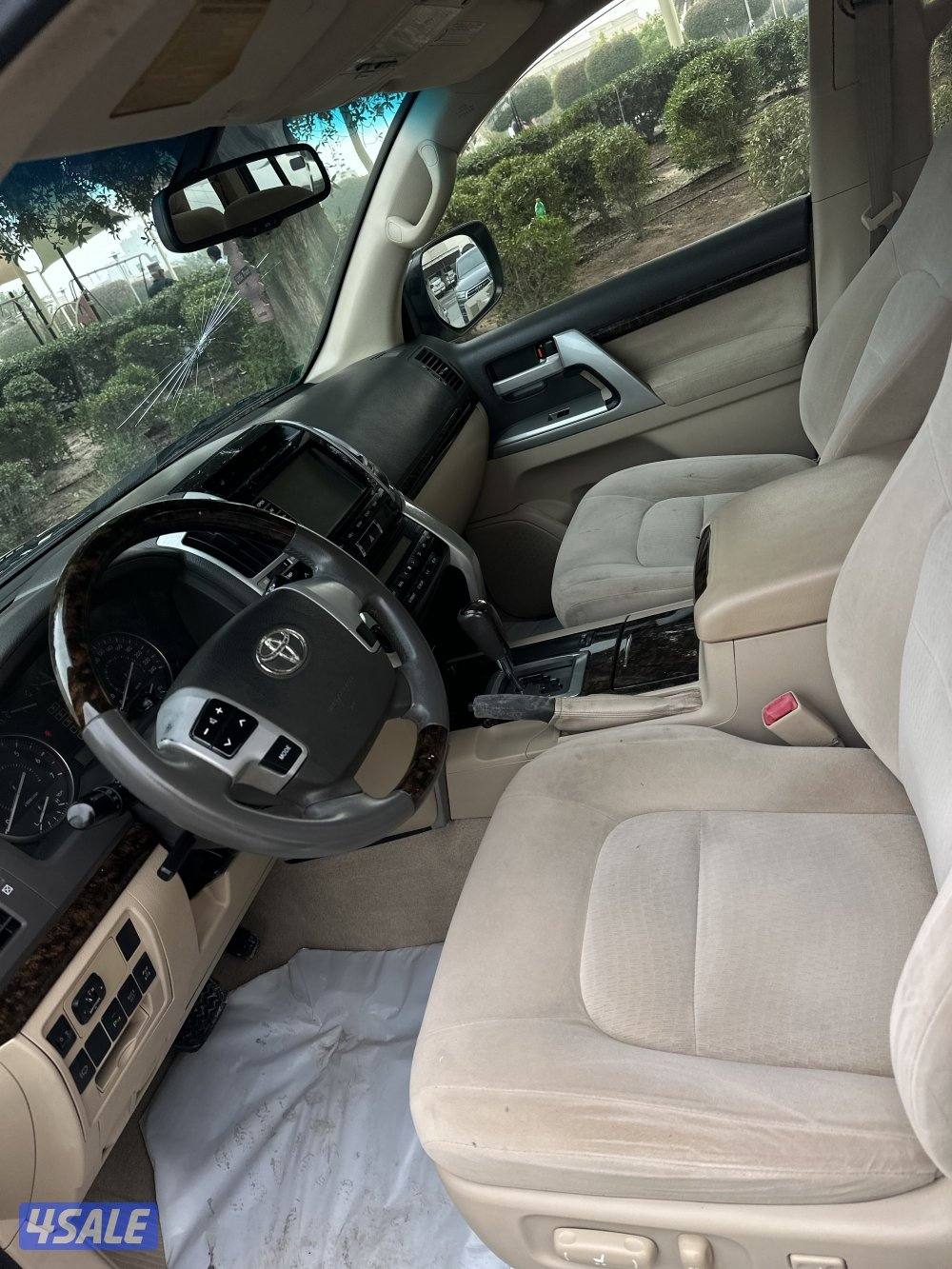 للبيج لاند كروزر 2012 GXR2