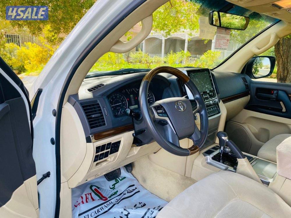 لاند كروز GX.R V8 ٢٠١٦ الساير عداد ٣٨٩ ألف شرط الفحص صبغ قطعتين فقط8