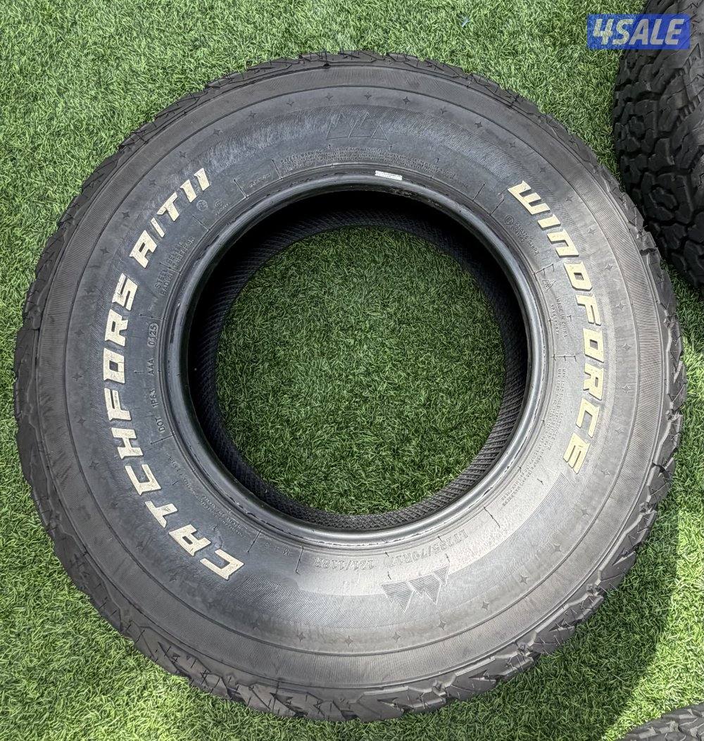 للبيع ٤ ربع حجري نظاف استخدام اسبوعين اقل حجم 171