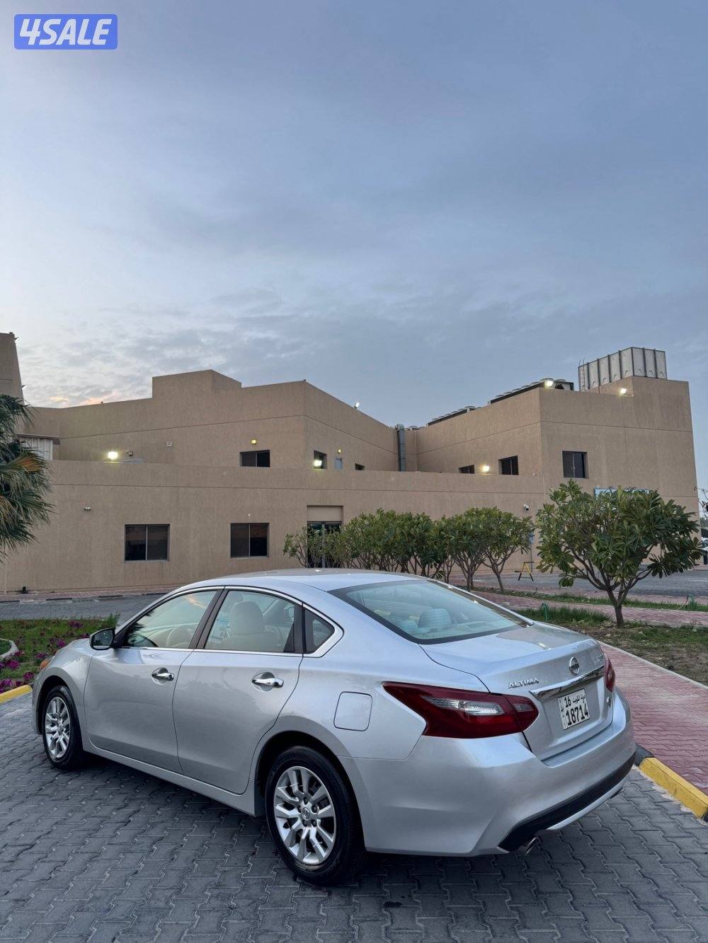 للبيع التيما 2018 ماشي 190 الف2