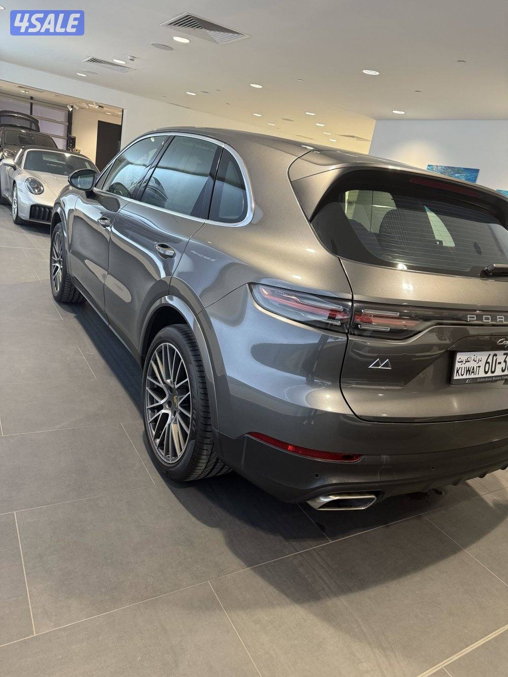 للبيع بورش كايين1