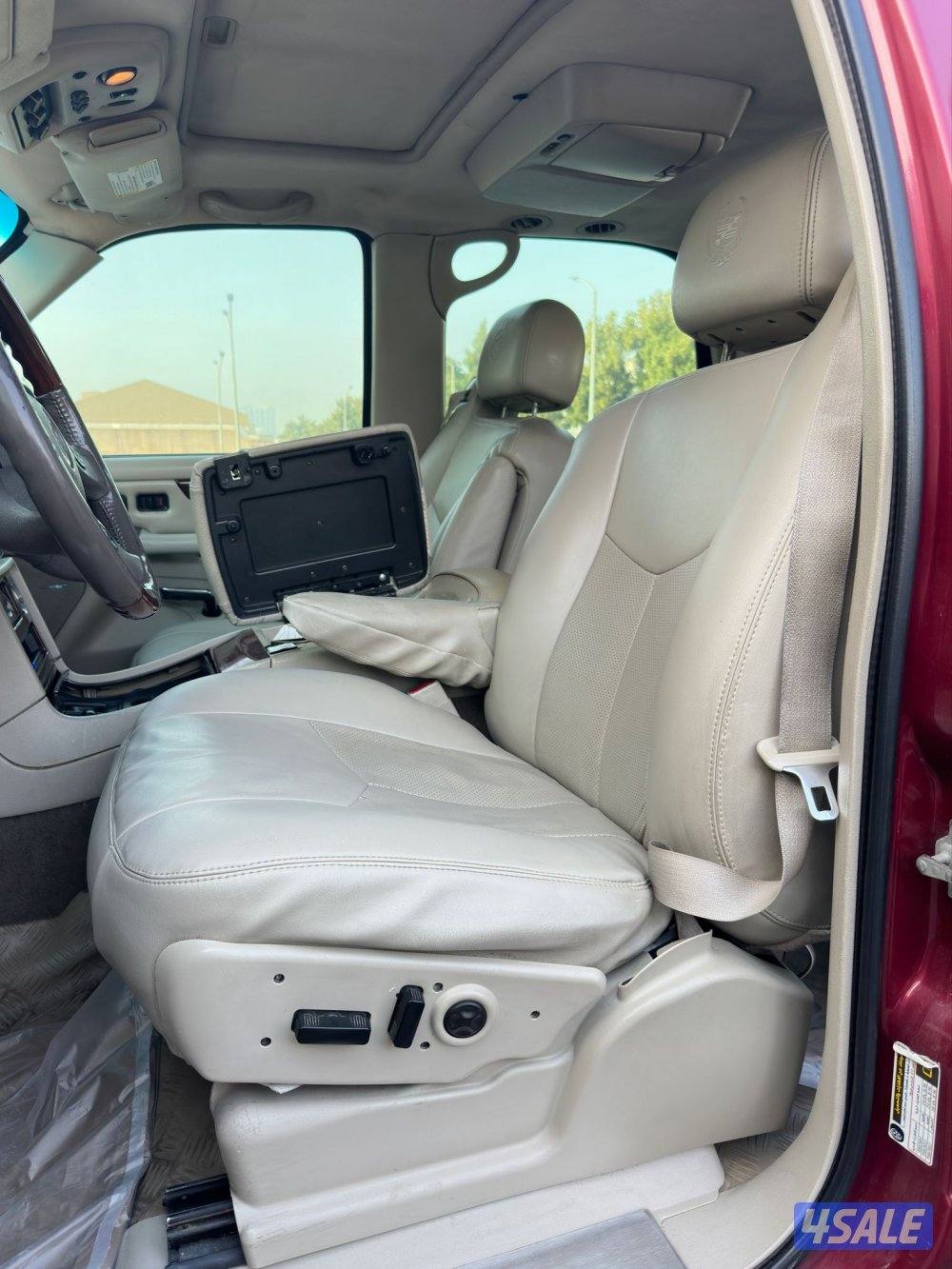 كاديلاك اسكاليد
صبغ الوكالة8