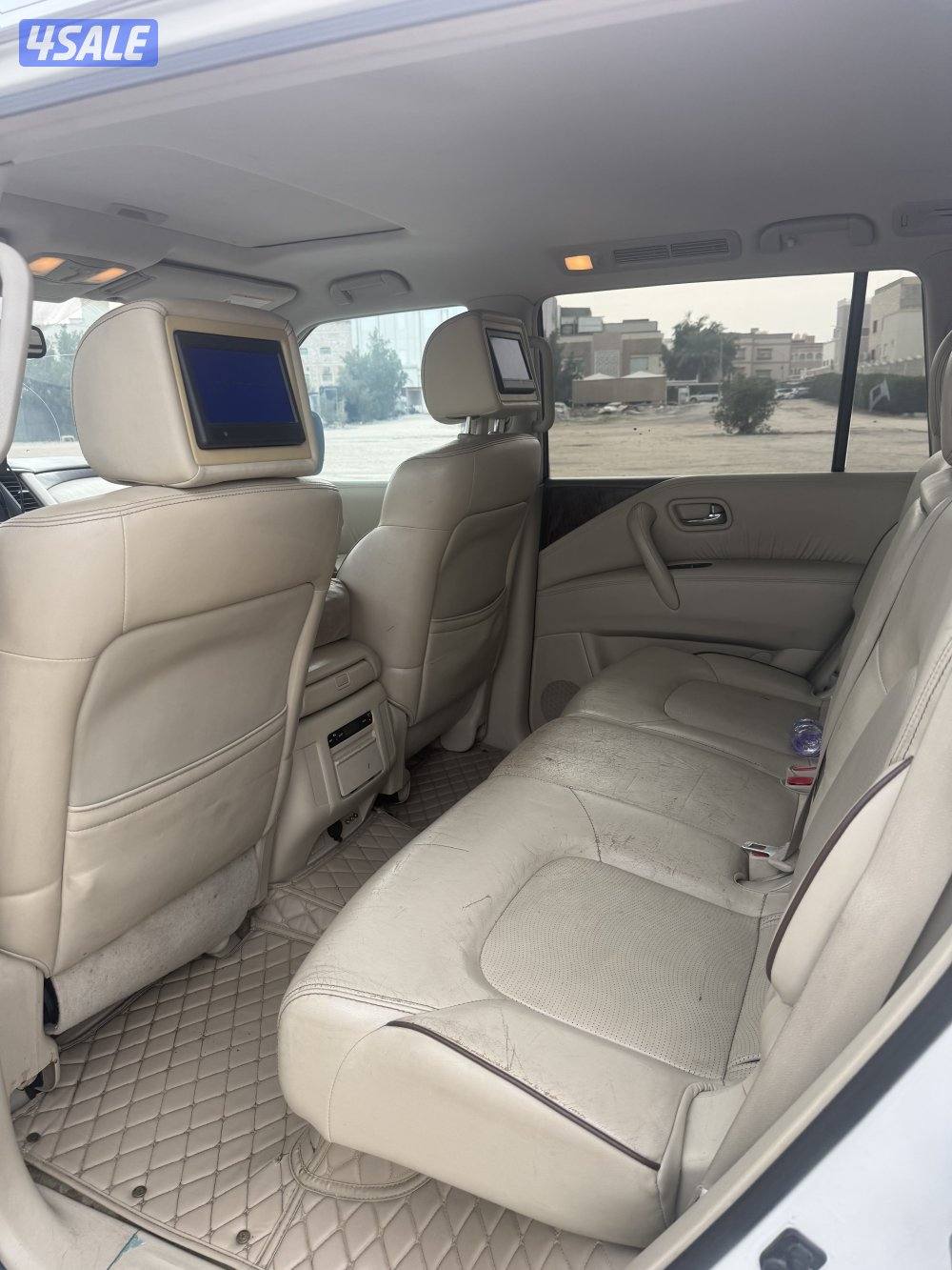 باترول ٣٢٠ ابيض مطفي مسجل بدفتر - بيمه سنه3