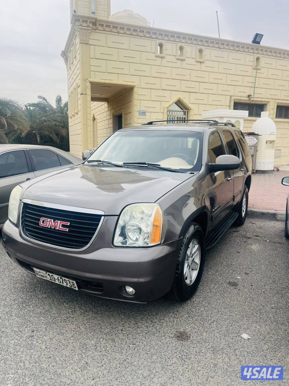 للبيع يوكن بحالة ممتازه5