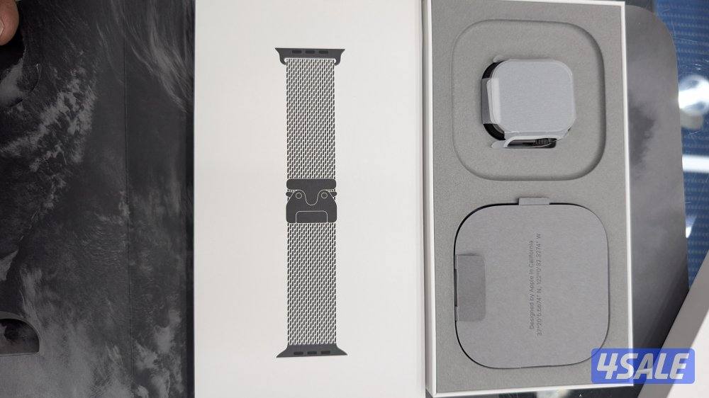 Apple watch ultra 3 black (Titanium Milanese Loop)1