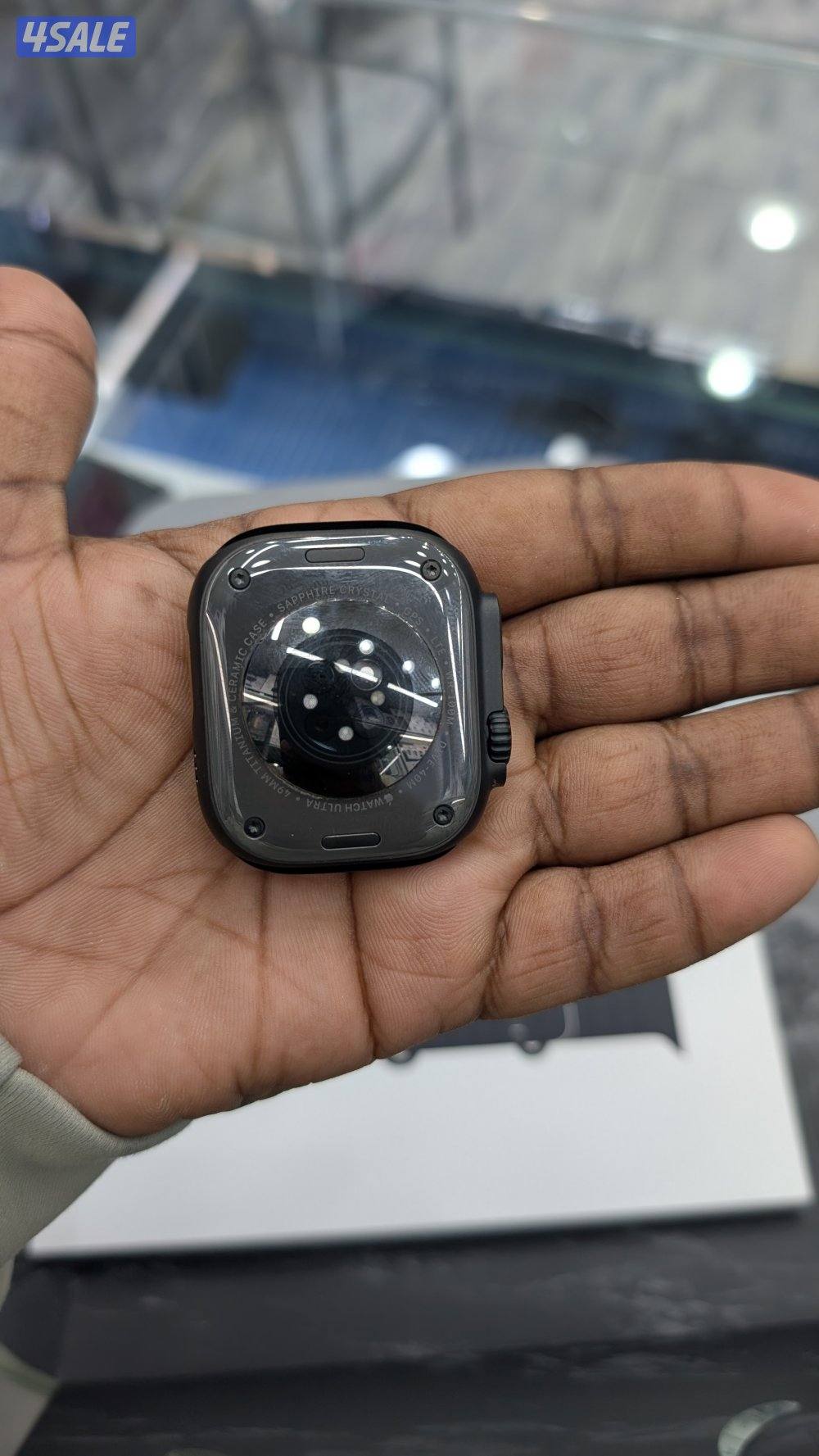 Apple watch ultra 3 black (Titanium Milanese Loop)5