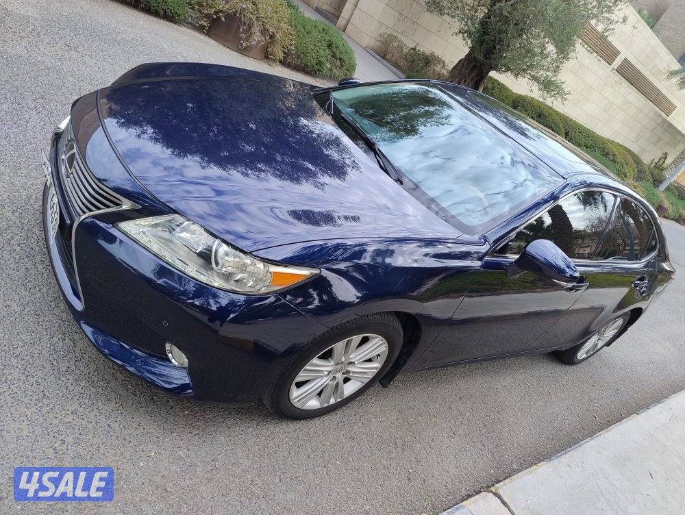 للبيع لكزز  Es250 موديل 2013 بحاله ممتازه سرفس وكاله2