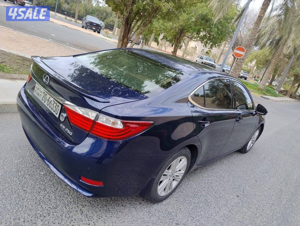 للبيع لكزز  Es250 موديل 2013 بحاله ممتازه سرفس وكاله11