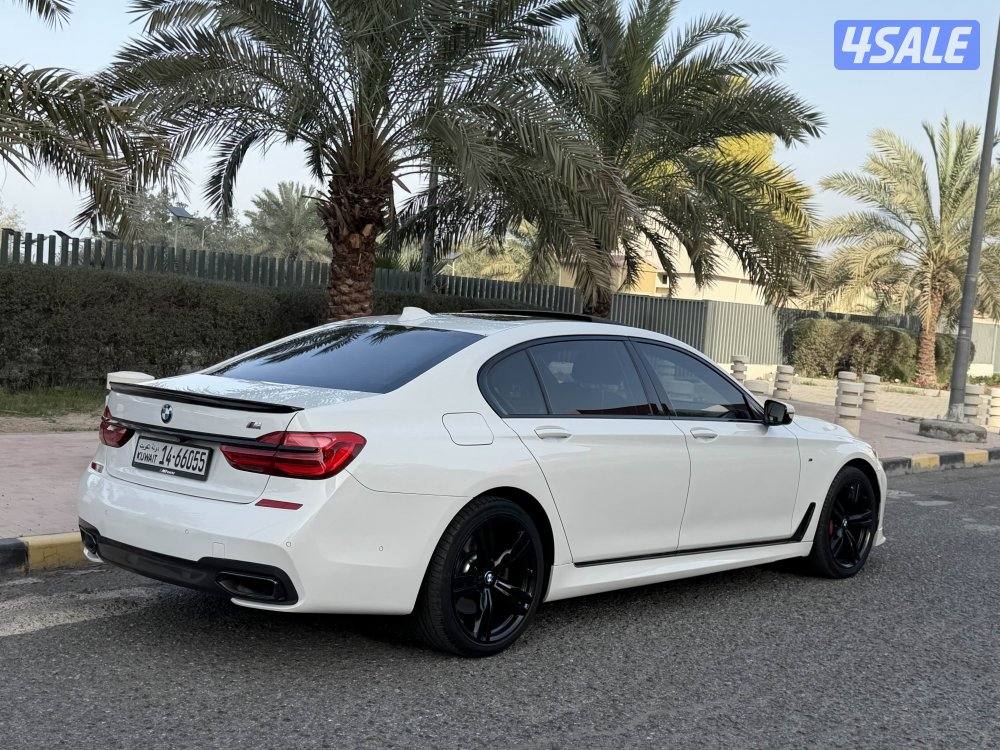 Bmw 750Li mpower package 88.000 km model 2016 full option agency servi5