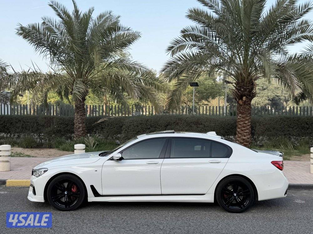Bmw 750Li mpower package 88.000 km model 2016 full option agency servi6