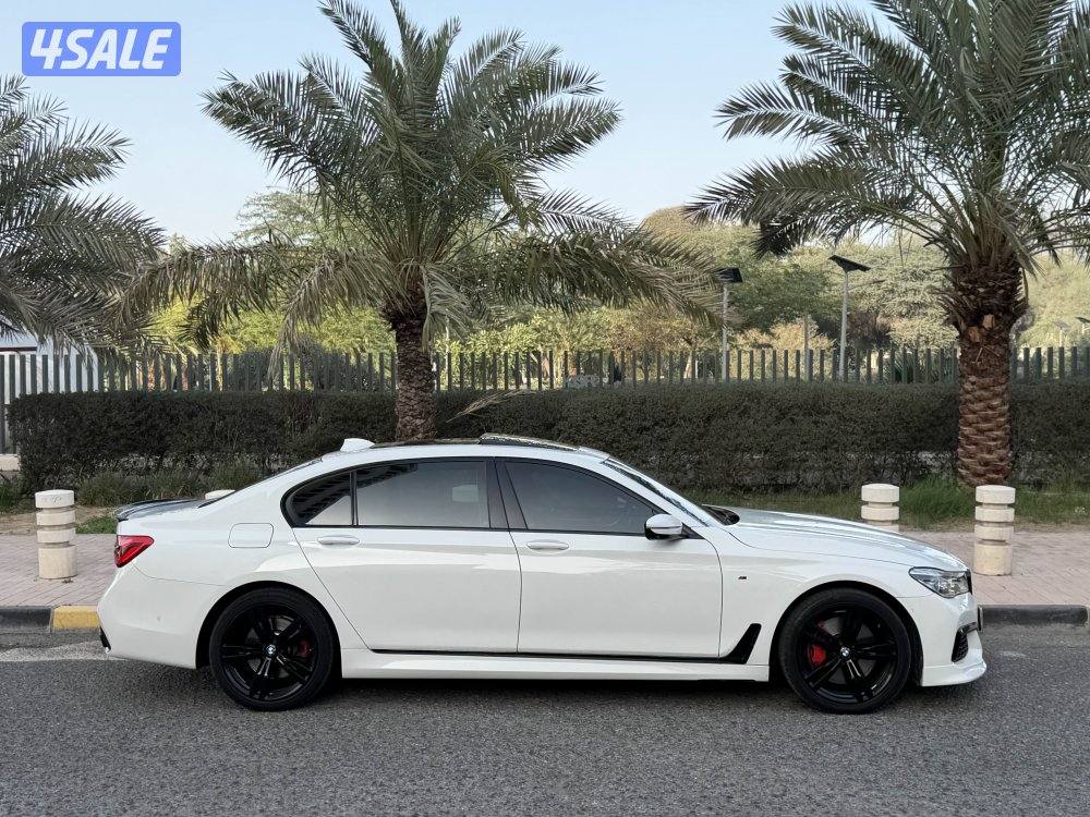 Bmw 750Li mpower package 88.000 km model 2016 full option agency servi7