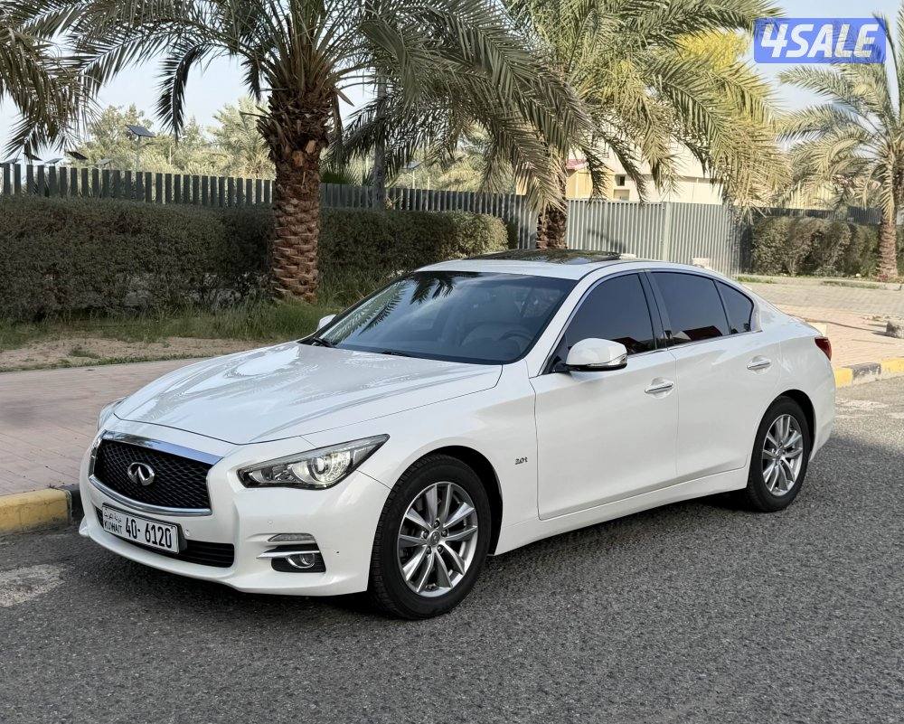 Infinity Q50 model 2016 full option 138km Excellent confitions0