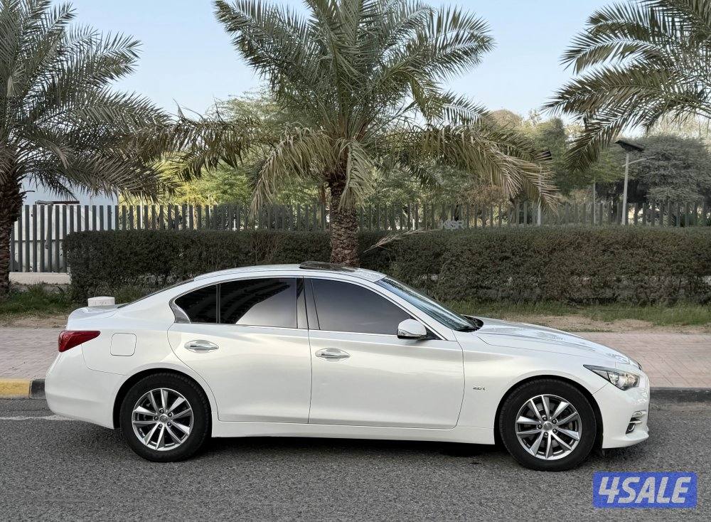 Infinity Q50 model 2016 full option 138km Excellent confitions2