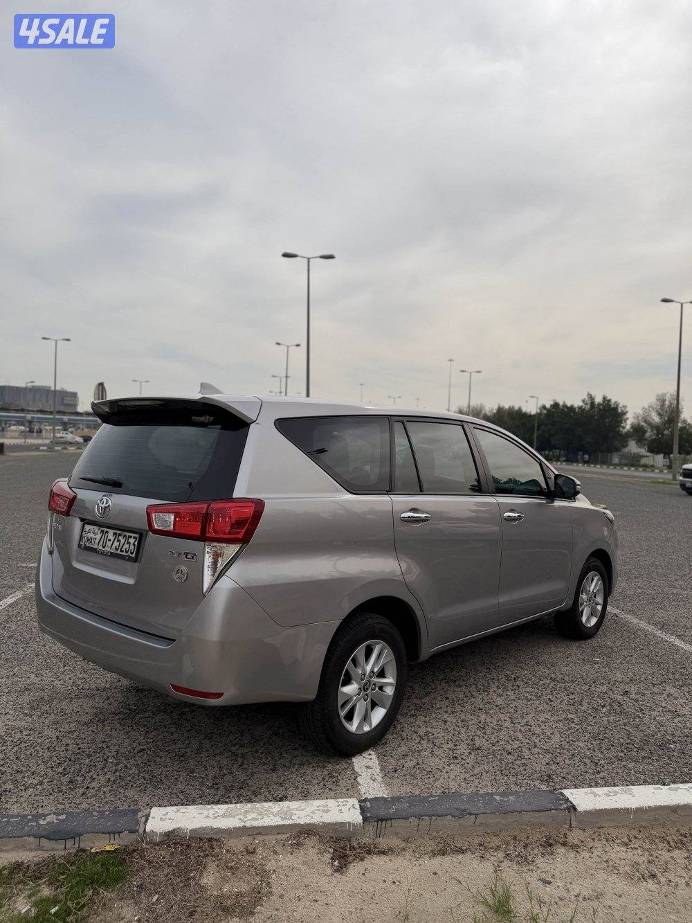 انوفا دفع خلفي 20232