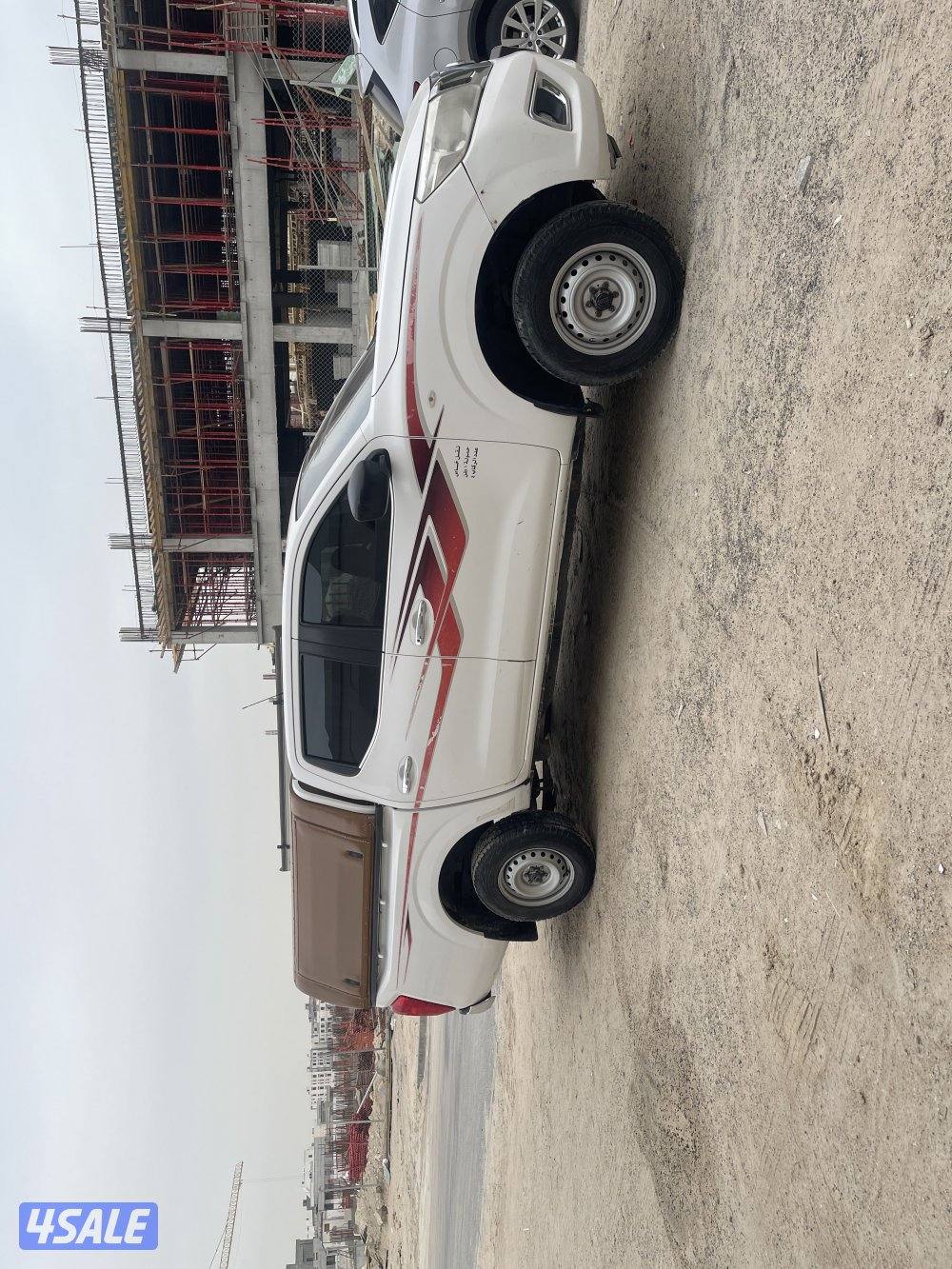 للبيع نافارا دبل تماتيك مجهز شد رحلات وثلاجه وطاقه شمسيه وتانكي وليتات0