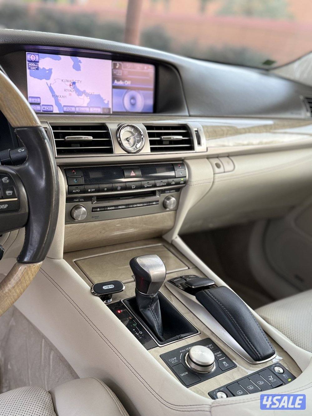 لكزس LS460L - موديل 2013 - عداد 94 - وارد الساير - شرط الفحص9