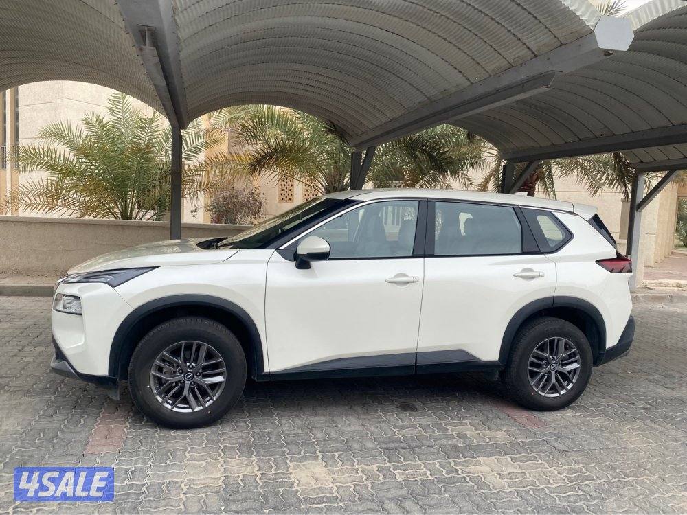 نيسان اكس تريل 2023 صبغ الوكاله عداد80 الف سيرفس منتظم وارد الوكاله0