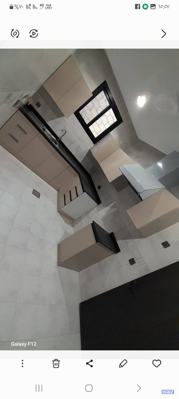 للايجار شقه جديدة اول ساكن بالمنقف مع بلكونه1