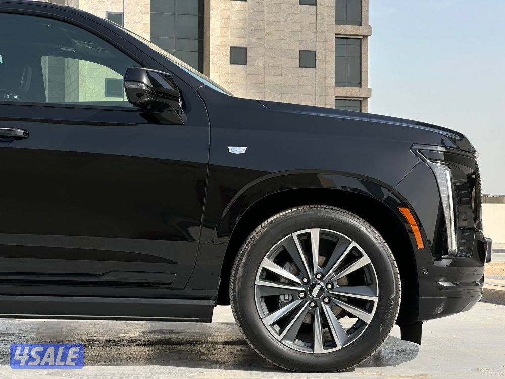 اسكاليدPLATINUM SPORTموديل2025 (اصفار) وارد الغانم تحت الكفاله+الصيانه5