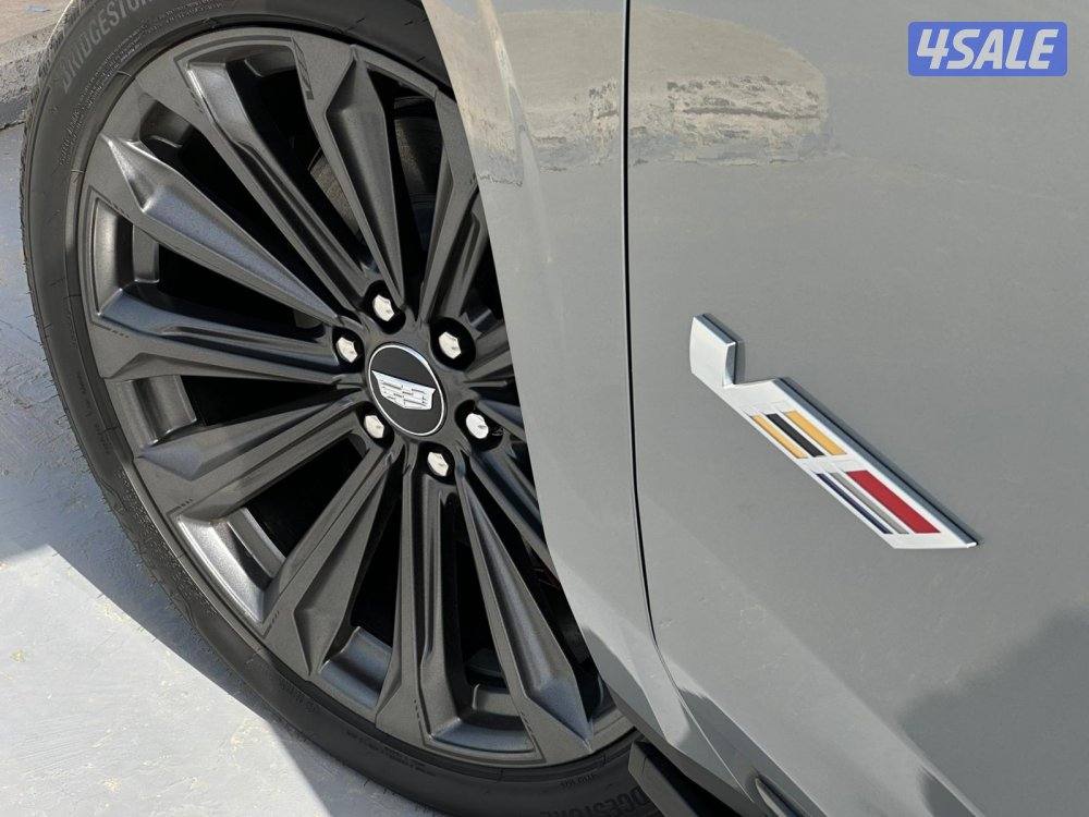 كاديلاك اسكاليدV SUPERCHARGموديل2025 (أصفار) وارد الغانم تحت الكفاله5