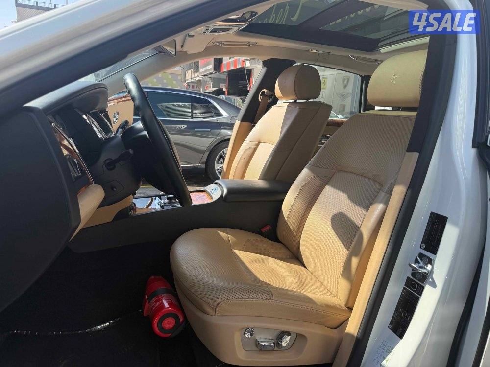 رولزرويس…جوست…موديل 2010 (قطع العداد 60 الف كم وكاله الكويت)8