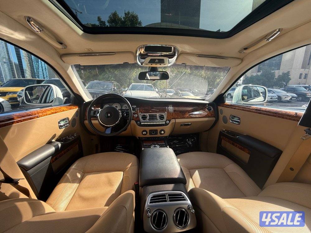 رولزرويس…جوست…موديل 2010 (قطع العداد 60 الف كم وكاله الكويت)12