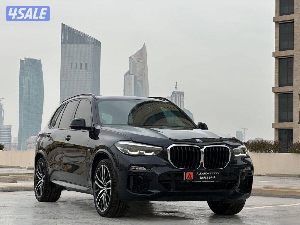 بي ام دبليوX5 موديل2022 عداد52الف وارد الغانم تحت الكفاله0