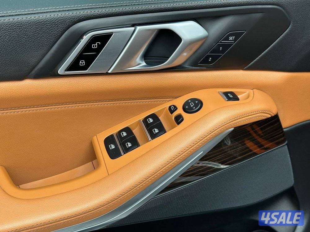 بي ام دبليوX5 موديل2022 عداد52الف وارد الغانم تحت الكفاله11