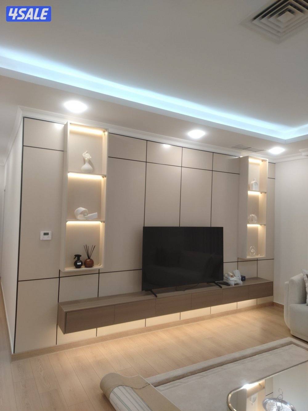 الاثاث والزينه وديكورات المنازل12