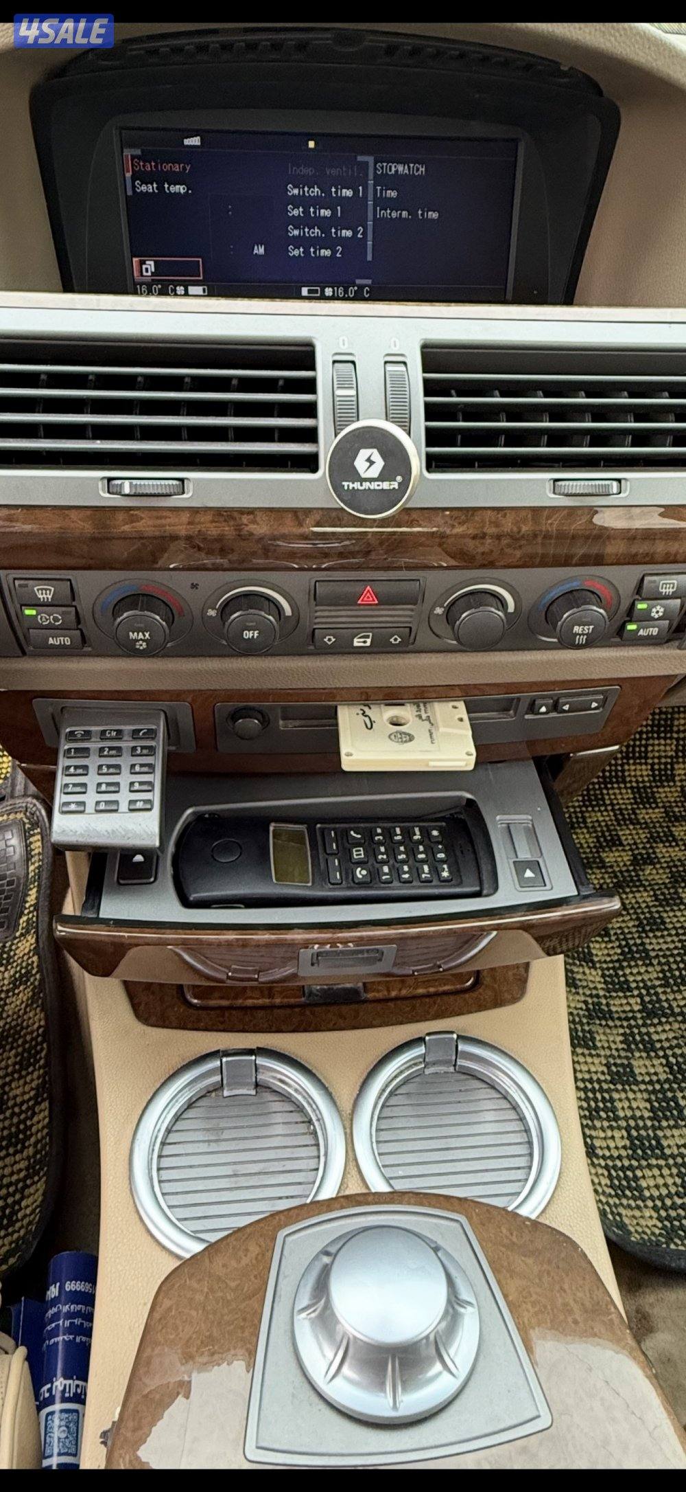 BMW 745i تخزين سرداب 20028