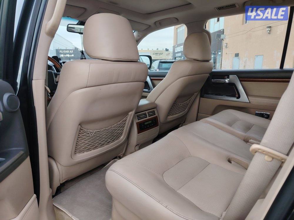 لاندكروزر VXR6