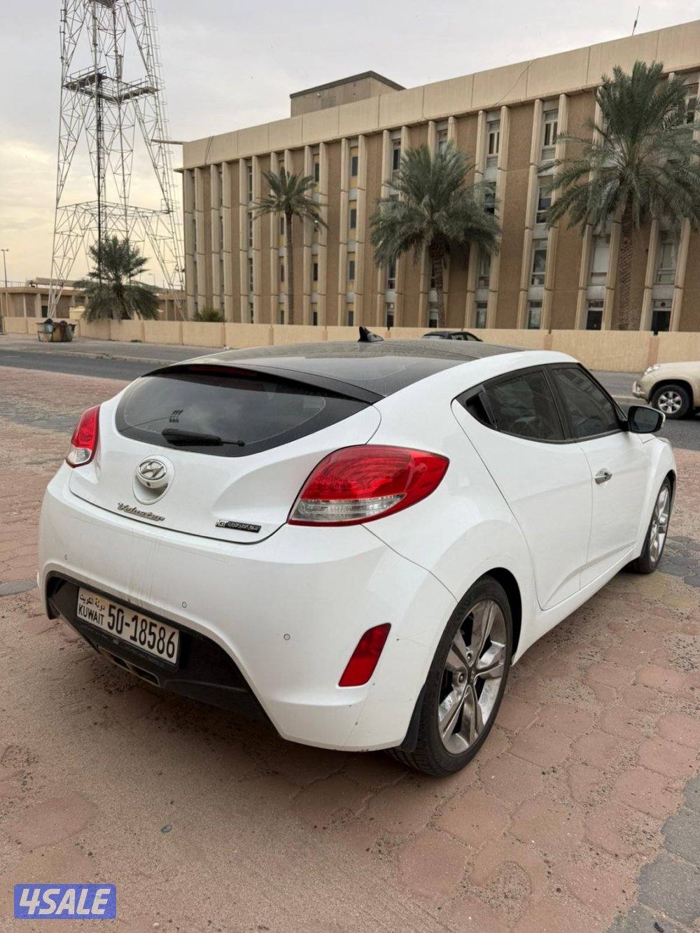 هوينداي فور ستر ٢٠١٨جلد شاشه كامره فتحه بنراما حجم الماكينه ١٦٠٠تيربو4