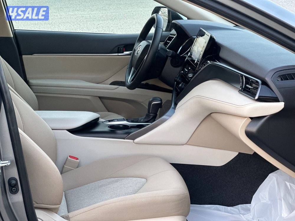 للبيع كامري GLE ماشي ٢٠ الف كيلو سيرفس وكالة4