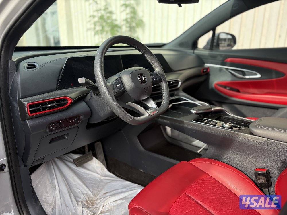 للبيع شانغان uni-T 20246