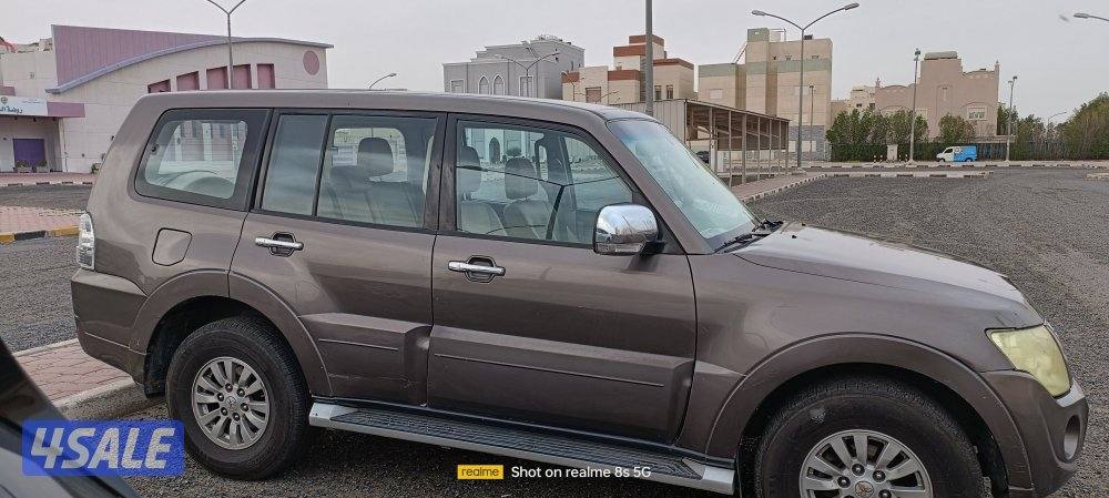 باجيرو 2012 شرط الفحص قير مكينه شاصي مكيف بارد ماشي ٣١١الف0