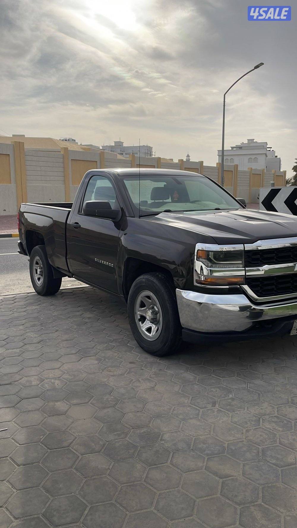 للبيع سلفرادو 2018  ls0