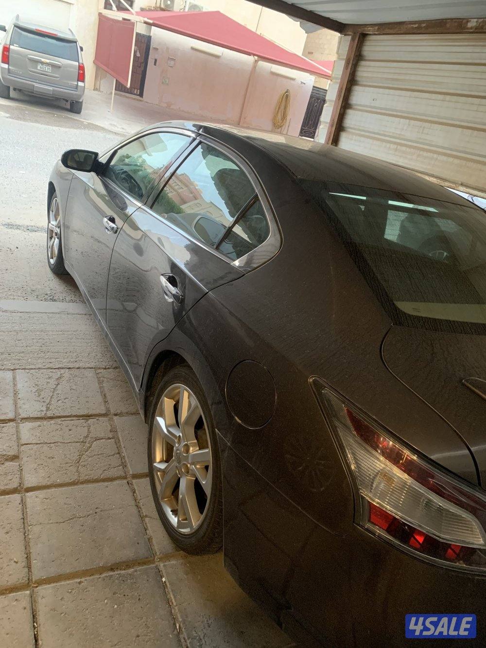 للبيع مكسيما ٢٠١٢0