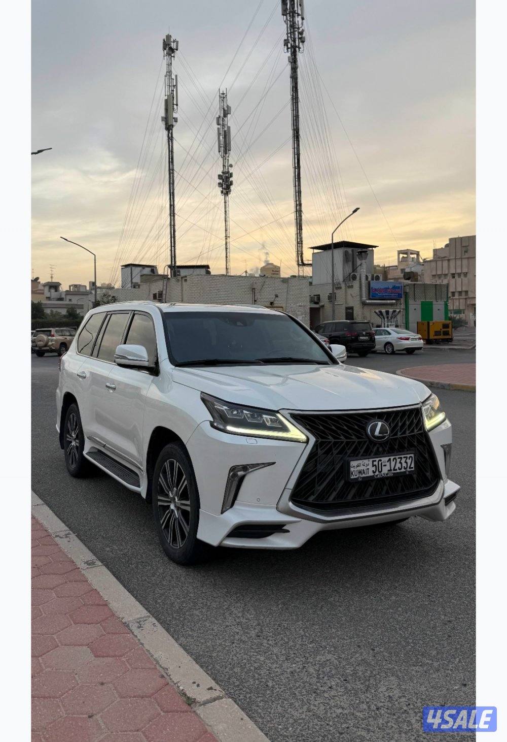 للبيع جيب لكزس سبورت ٢٠١٨ وارد الساير شرط الفحص بالكامل1