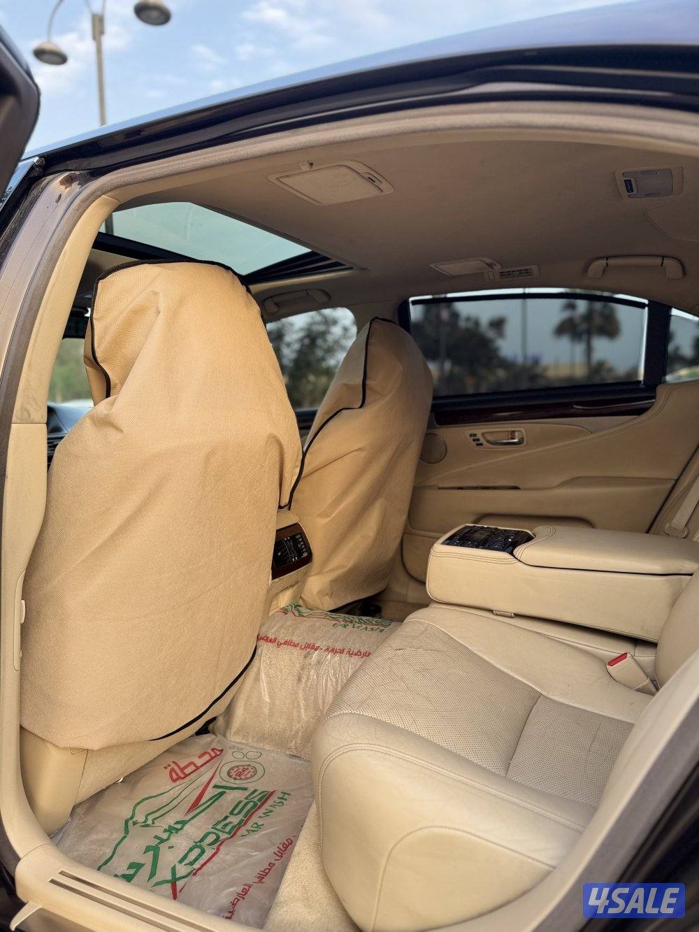 للبيع لكزس LS 460 L موديل 2014 الدرجه الأولي8