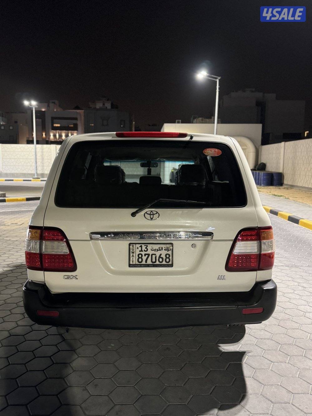 للبيع لاندكروز 2006 قير عادي1