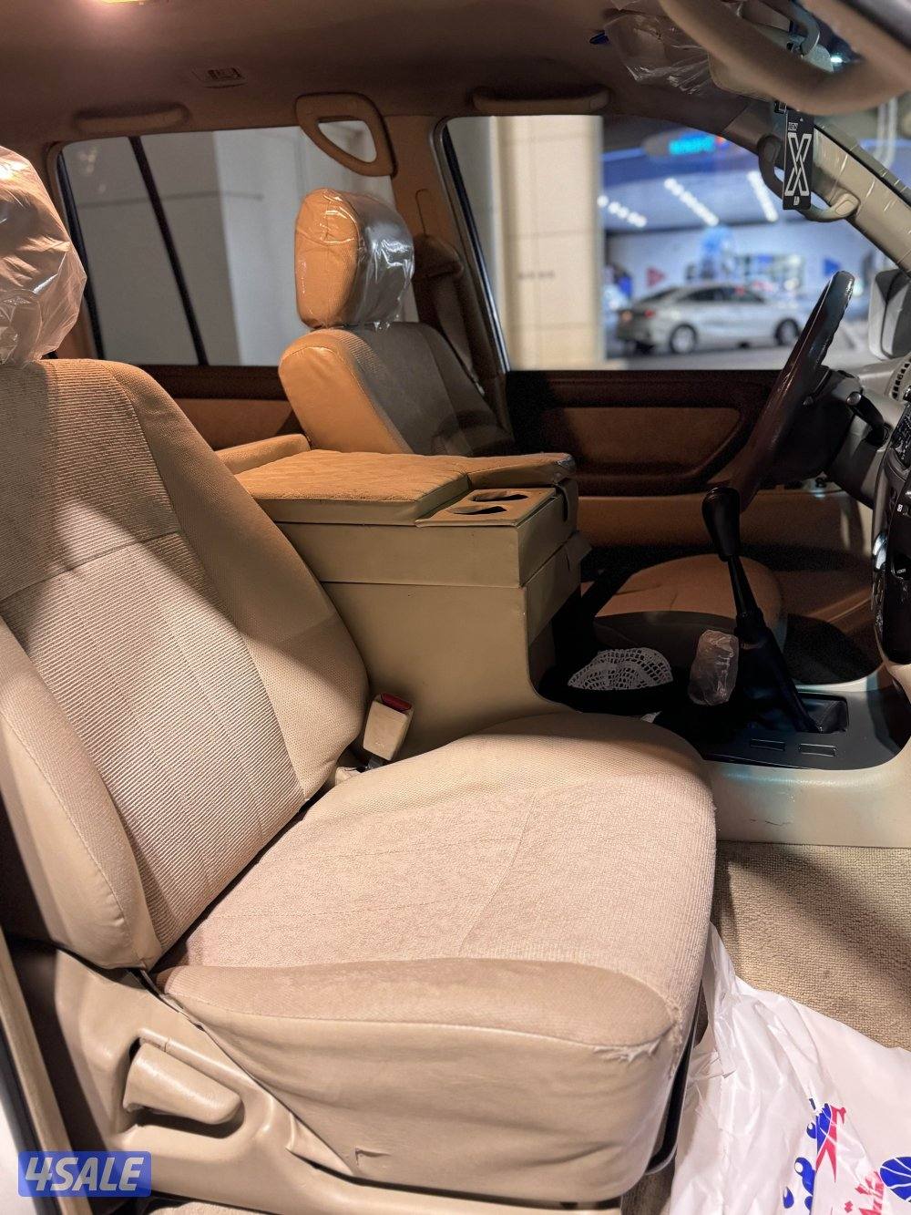 للبيع لاندكروز 2006 قير عادي5