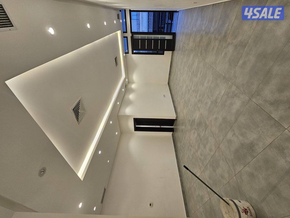 للايجار شقه ارضيه مساحات كبيره ابوفطيره0